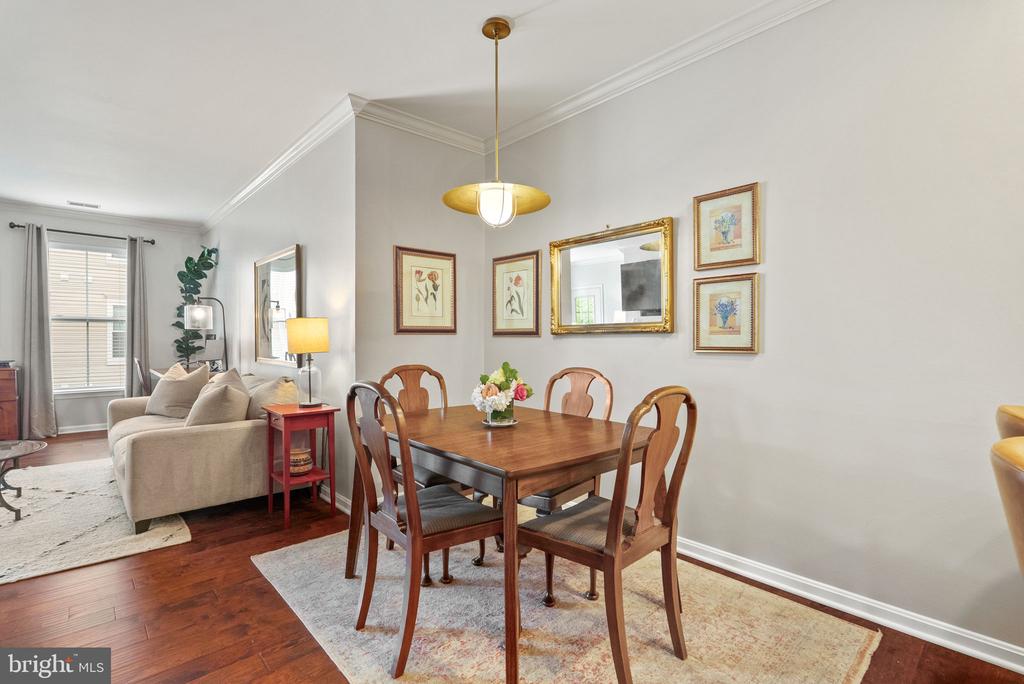 5108 DONOVAN DRIVE Unit: 305