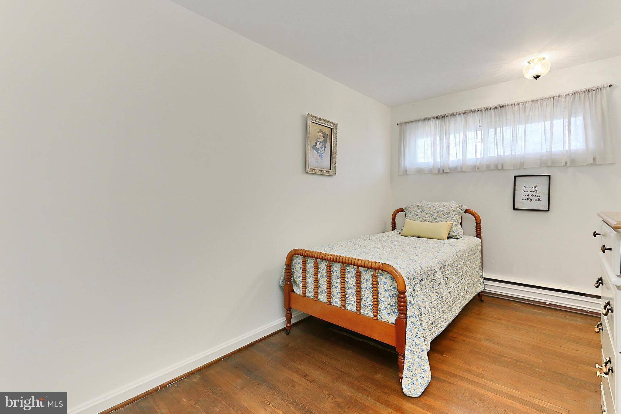 10004 Blackthorn Ct