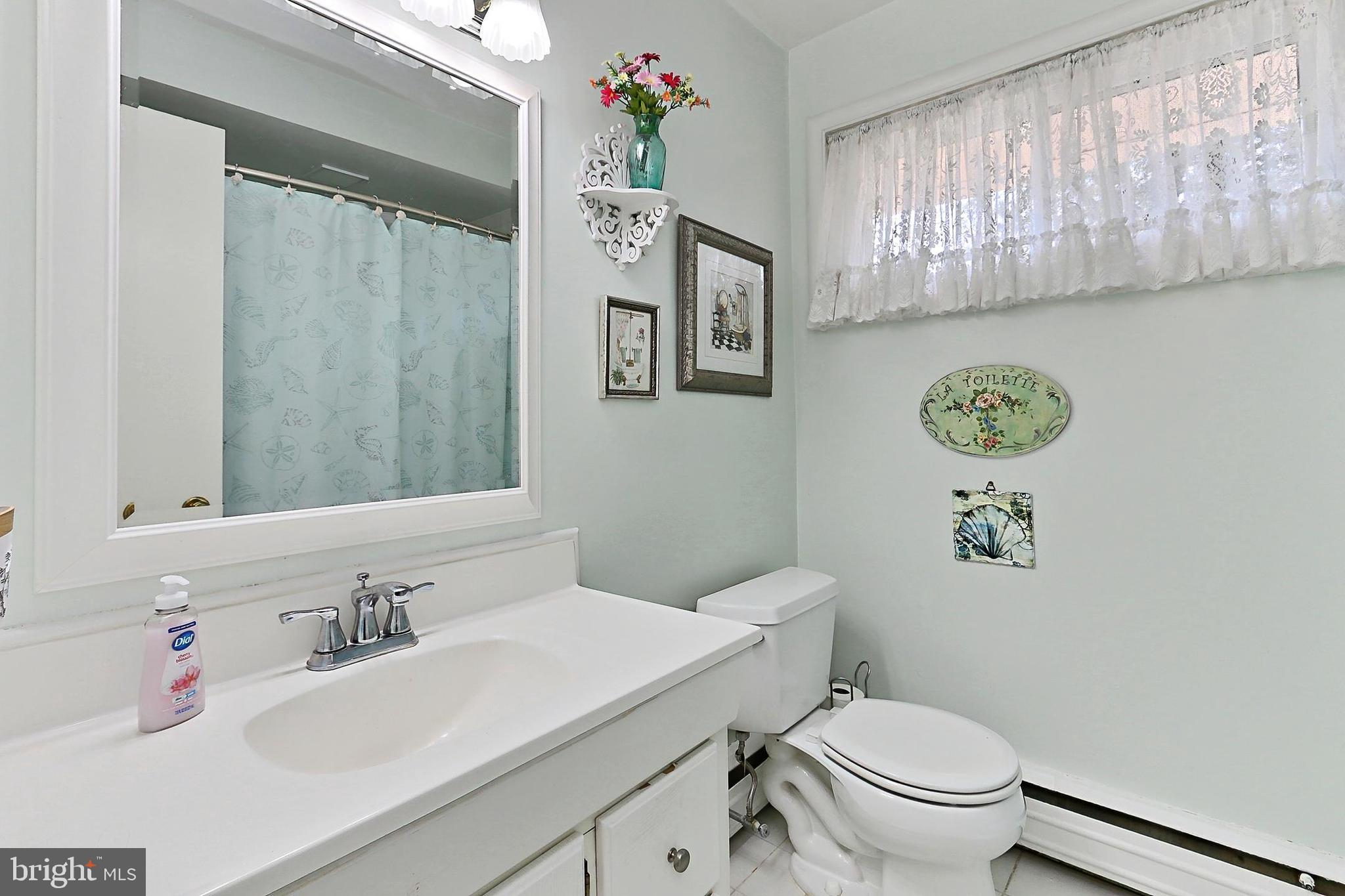 10004 Blackthorn Ct