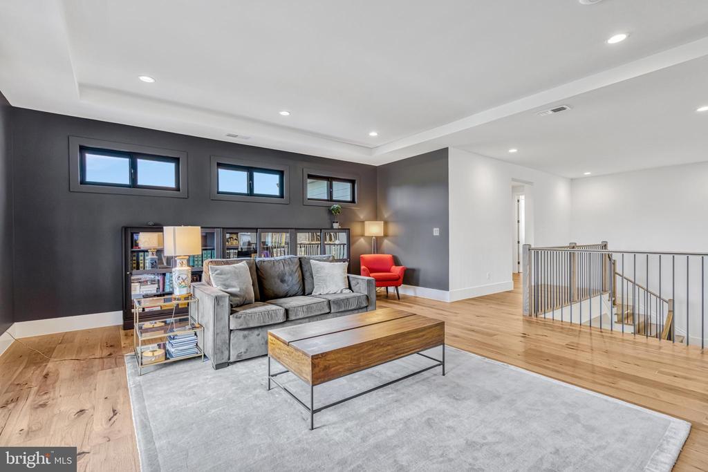 1366 Tate Modern Ln