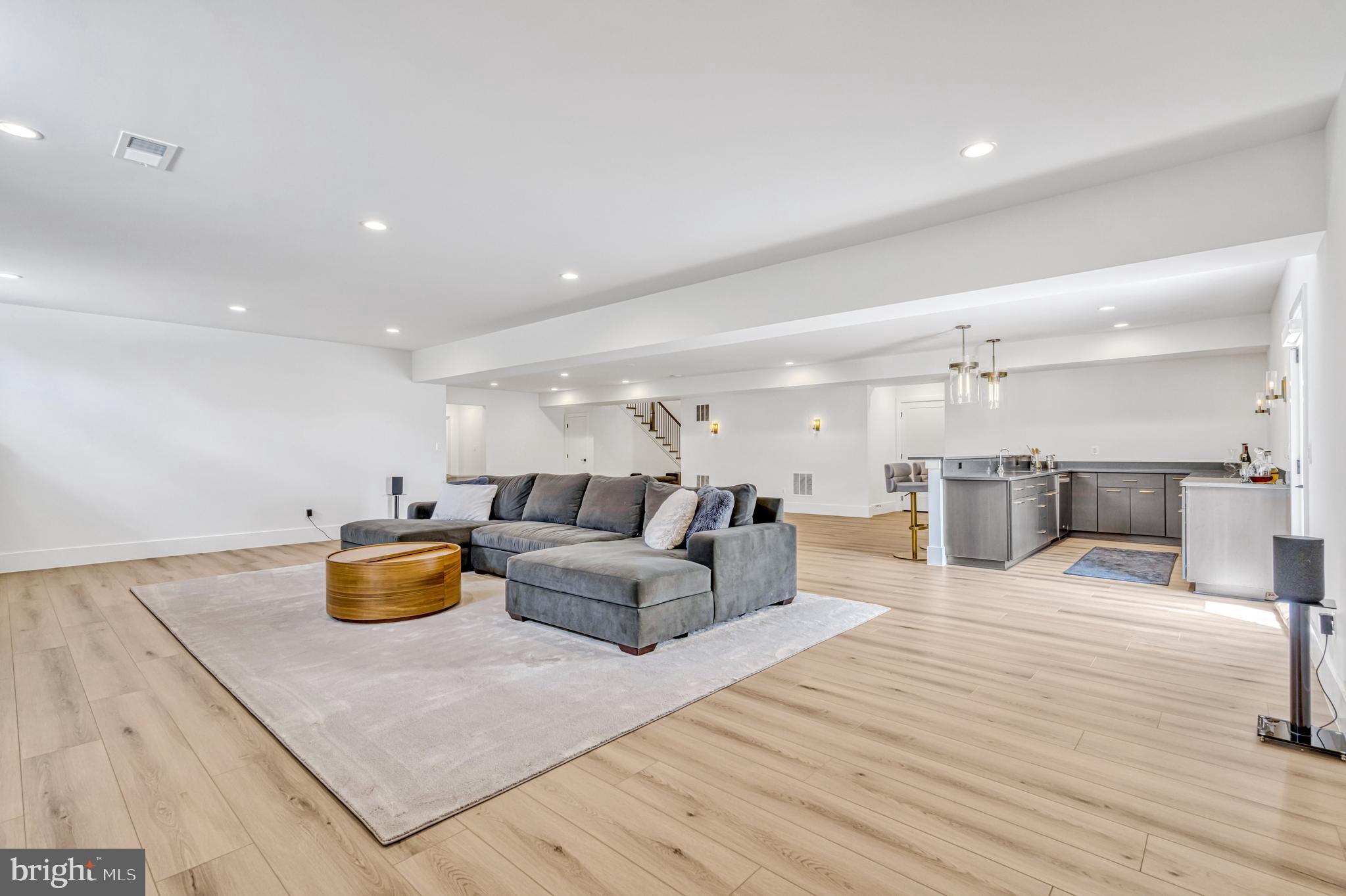 1366 Tate Modern Ln