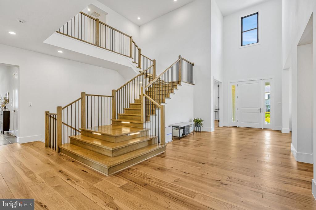 1366 Tate Modern Ln