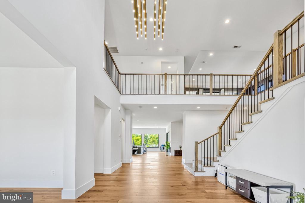1366 Tate Modern Ln