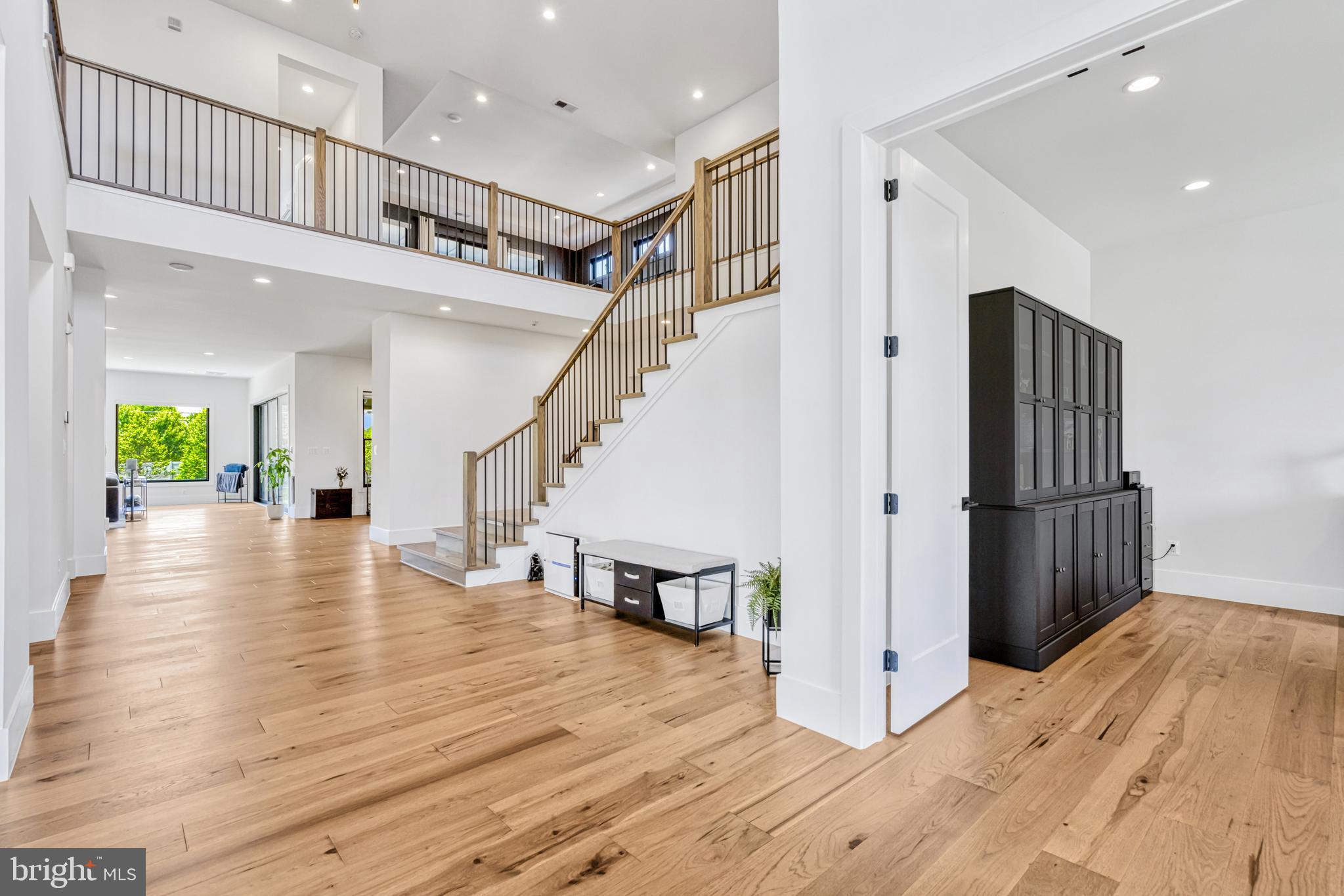 1366 Tate Modern Ln