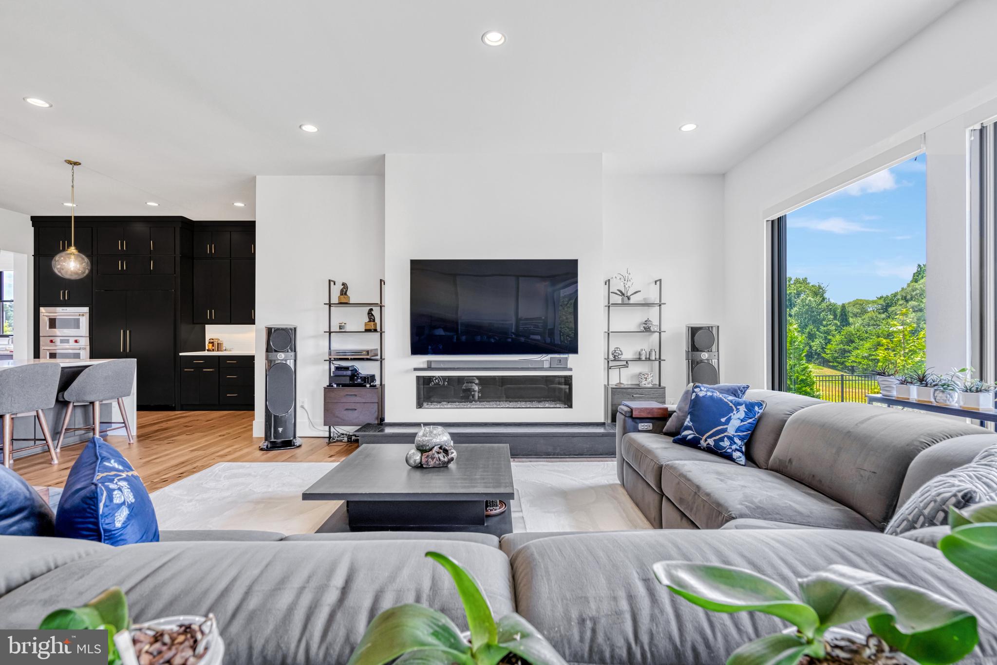 1366 Tate Modern Ln