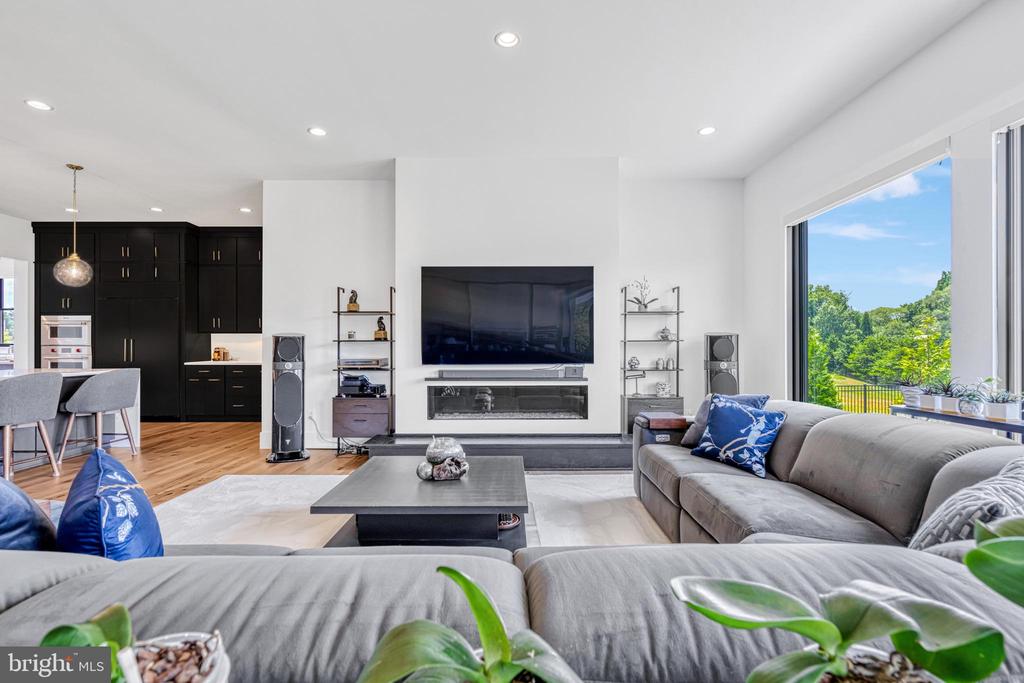 1366 Tate Modern Ln
