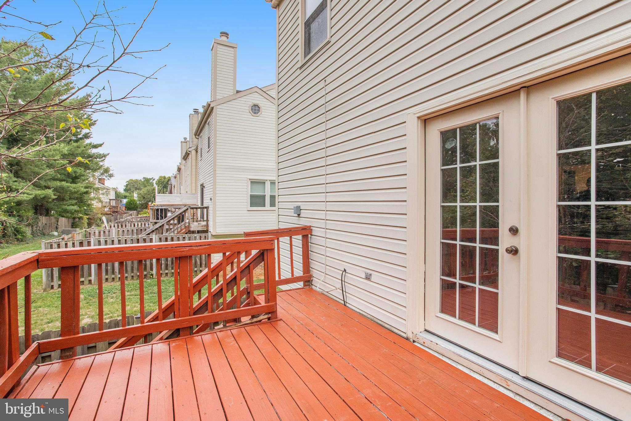 3729 Roxbury Ln