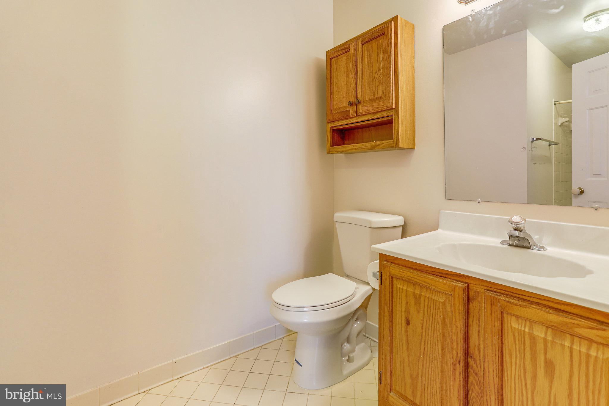 3729 Roxbury Ln