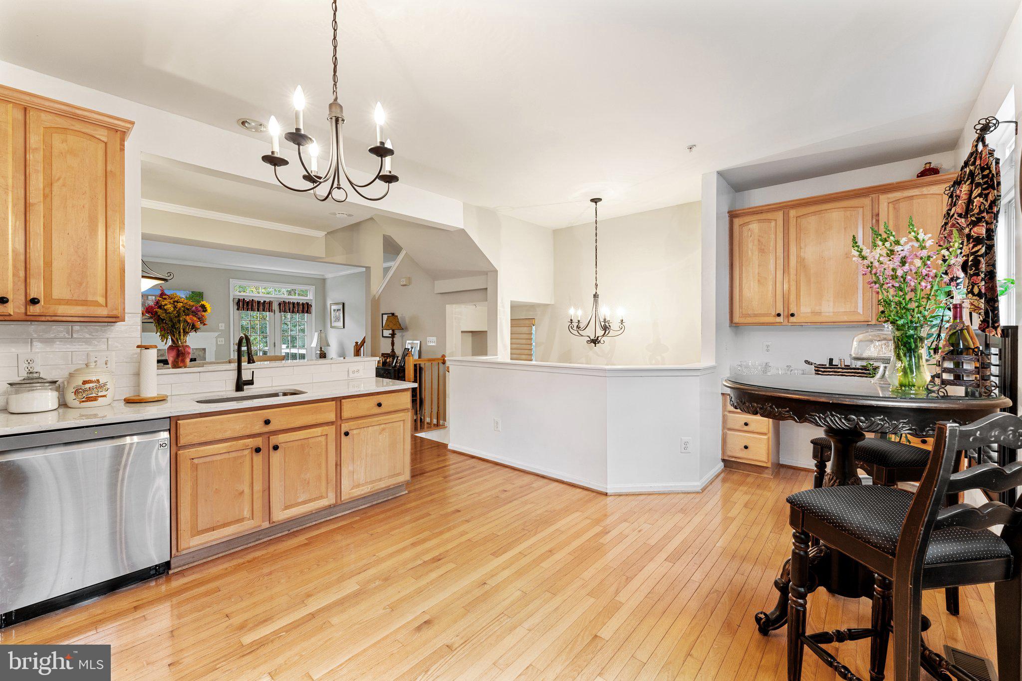 9151 Silvershadow Ct