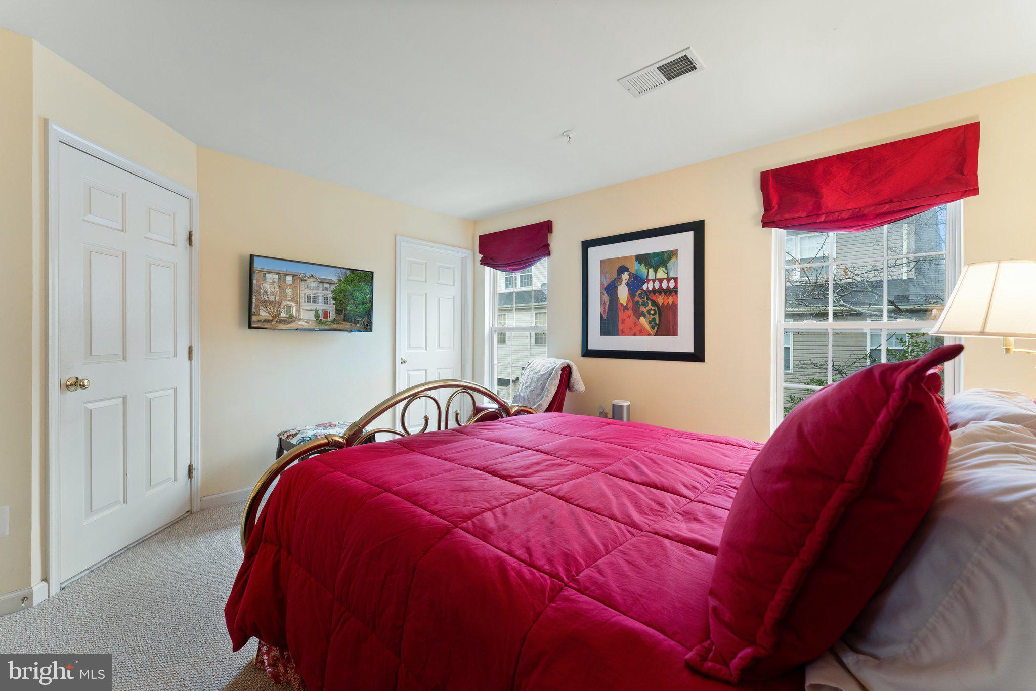 9151 Silvershadow Ct