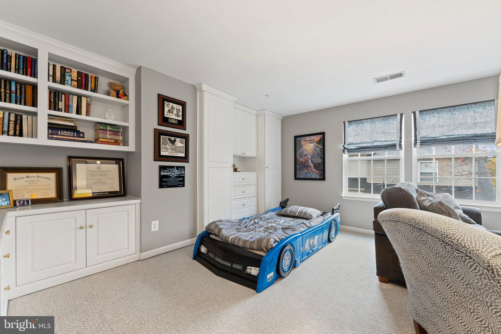 9151 Silvershadow Ct