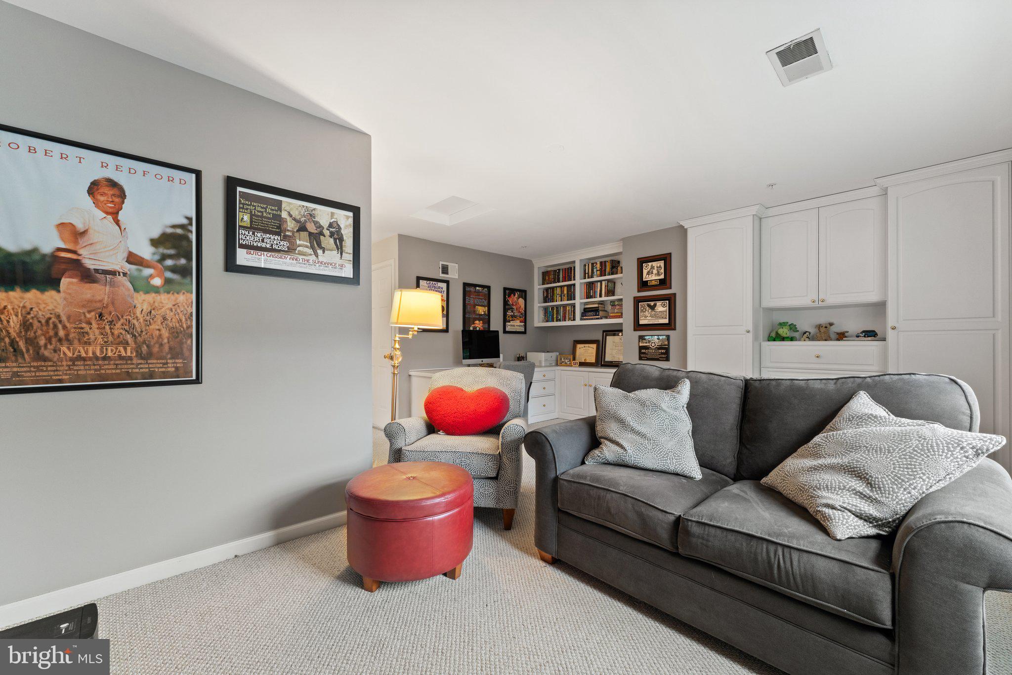 9151 Silvershadow Ct