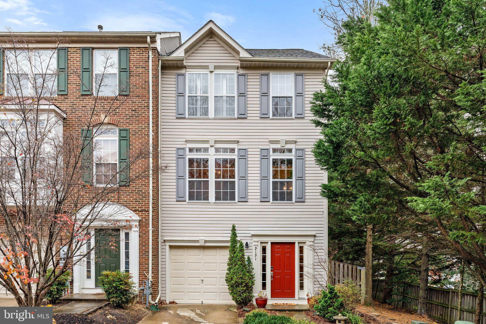 9151 Silvershadow Ct