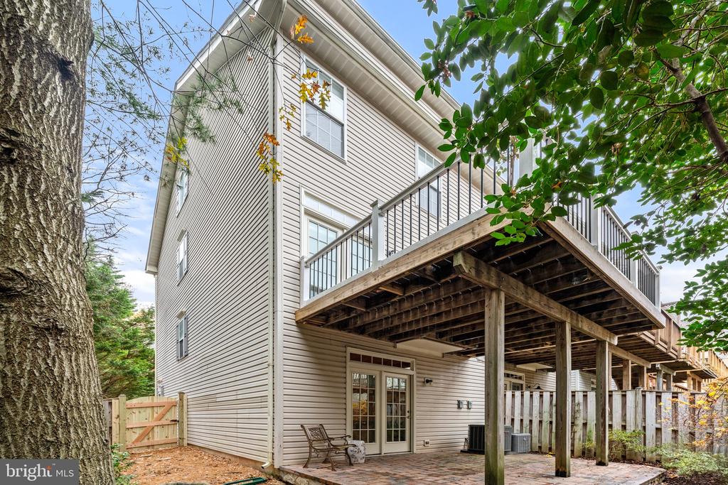 9151 Silvershadow Ct
