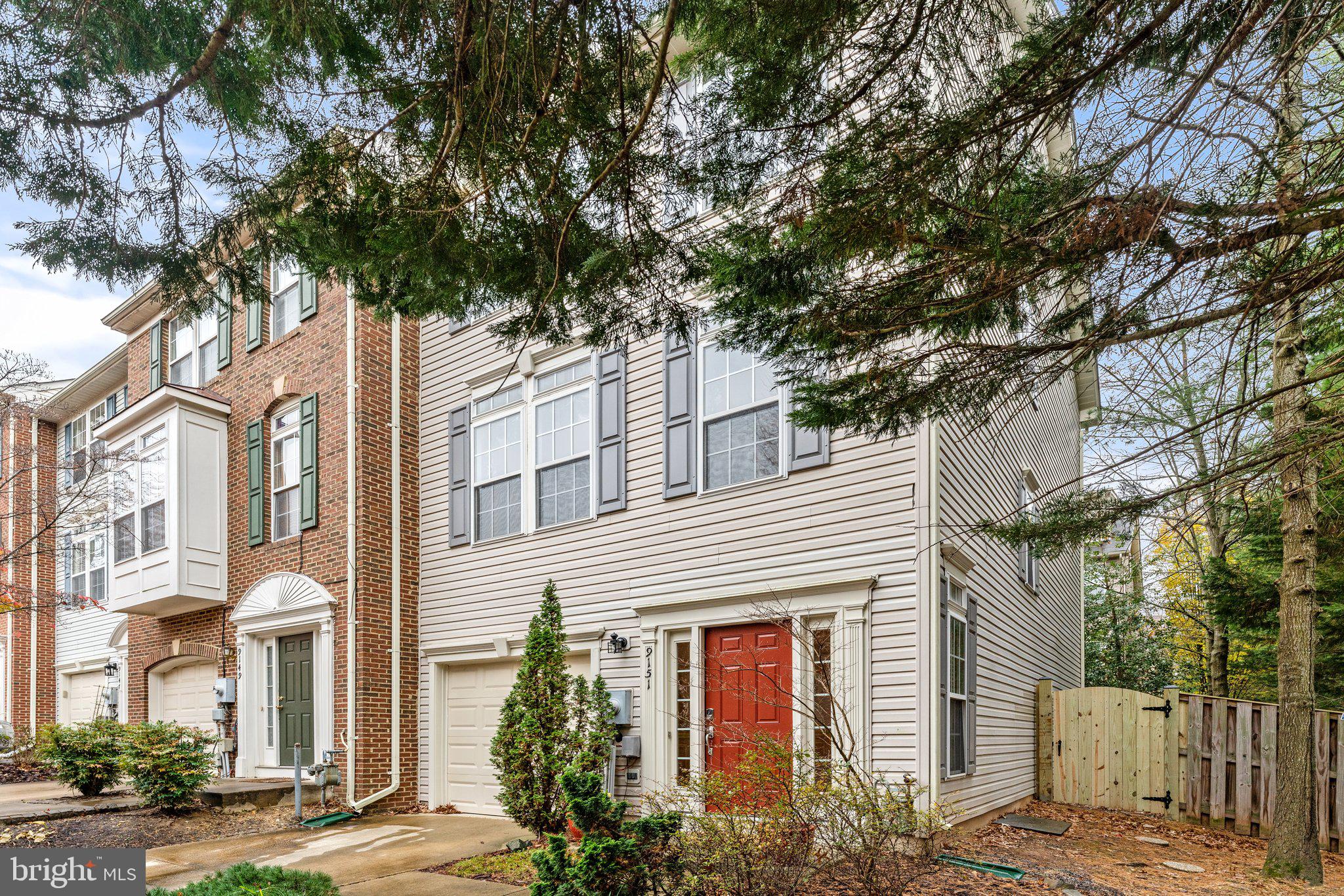 9151 Silvershadow Ct