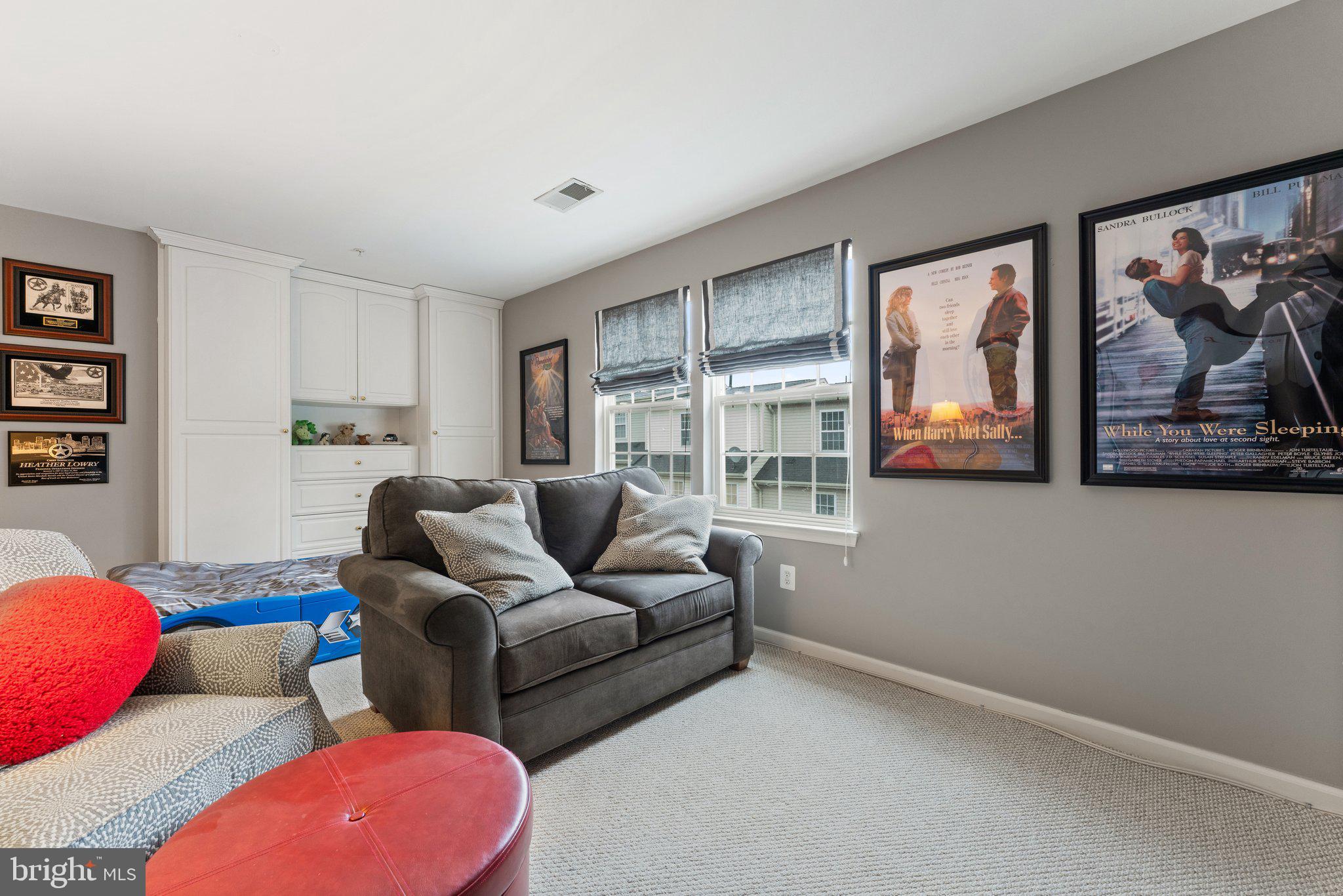 9151 Silvershadow Ct