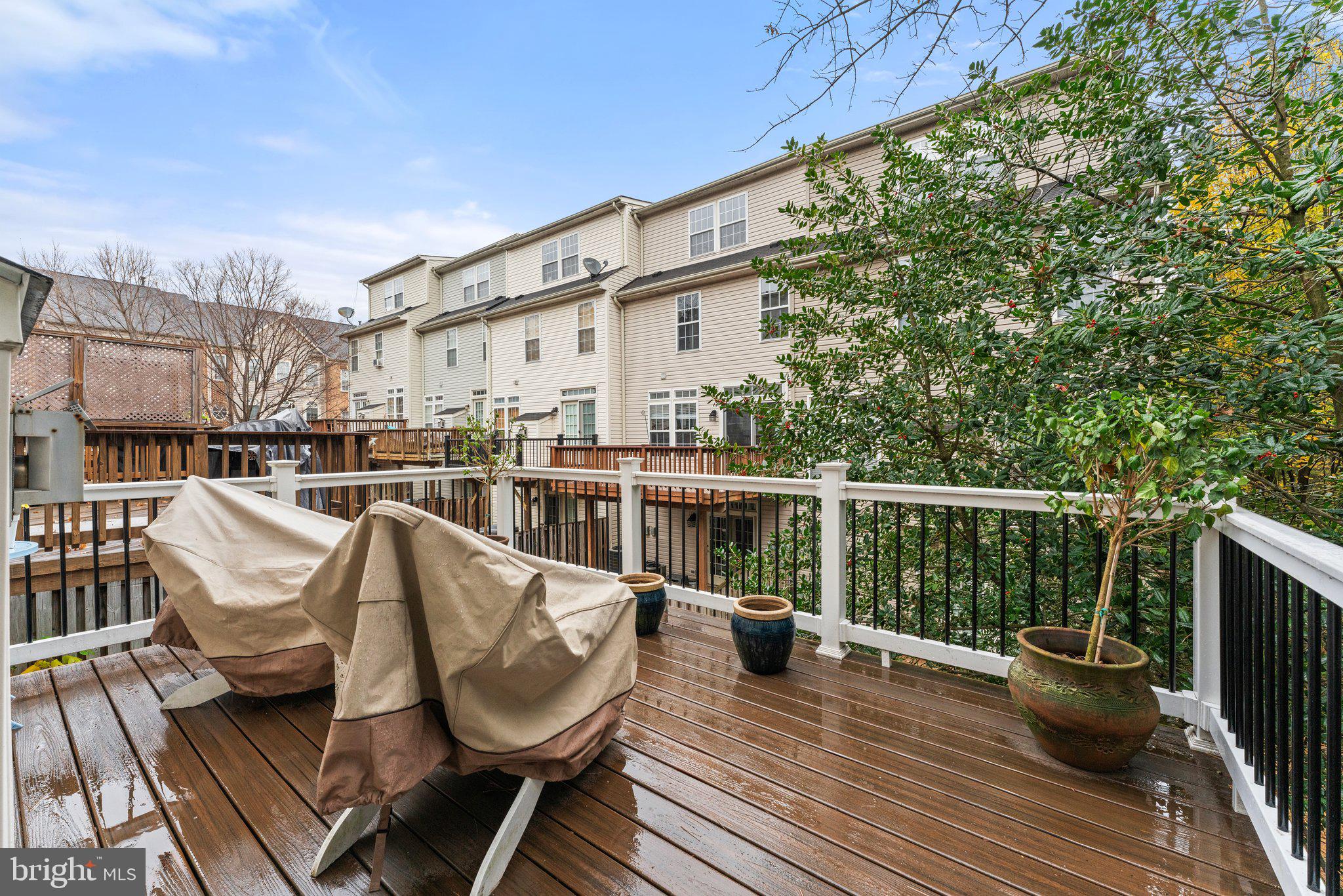 9151 Silvershadow Ct
