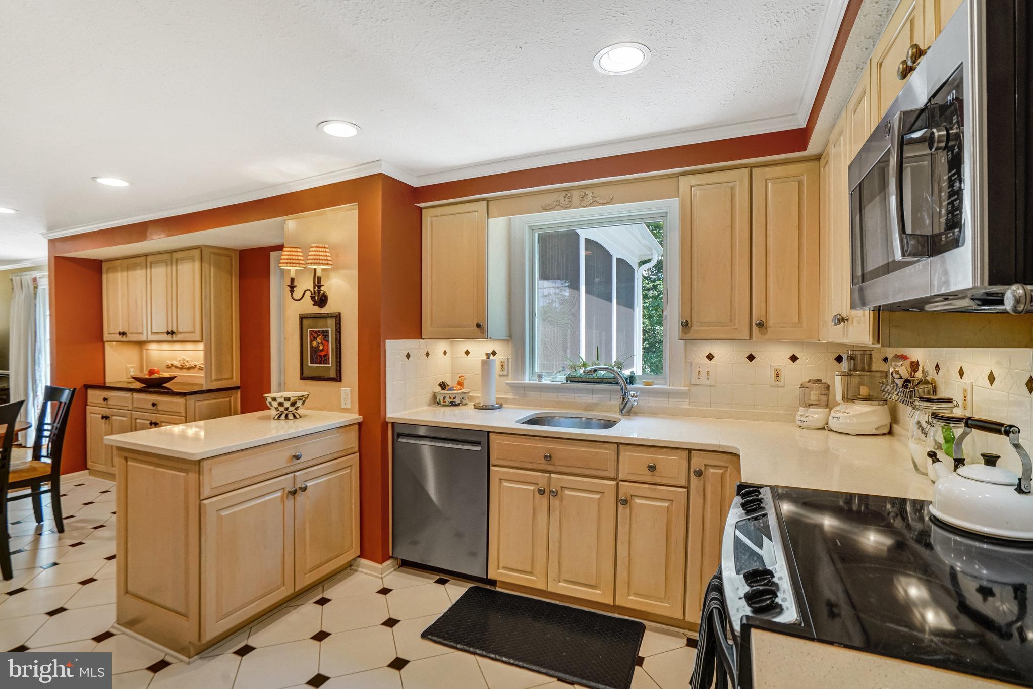 9403 ONION PATCH DRIVE