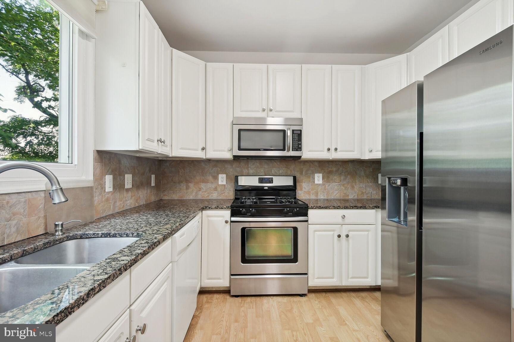 3512 ARMFIELD FARM DRIVE