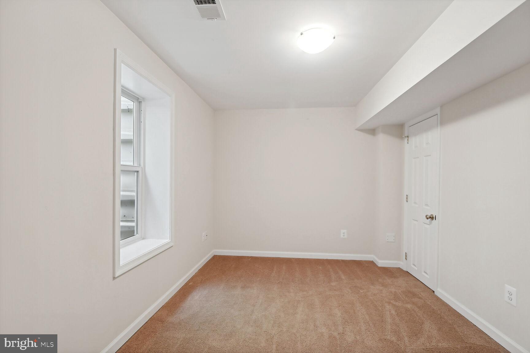 3512 ARMFIELD FARM DRIVE