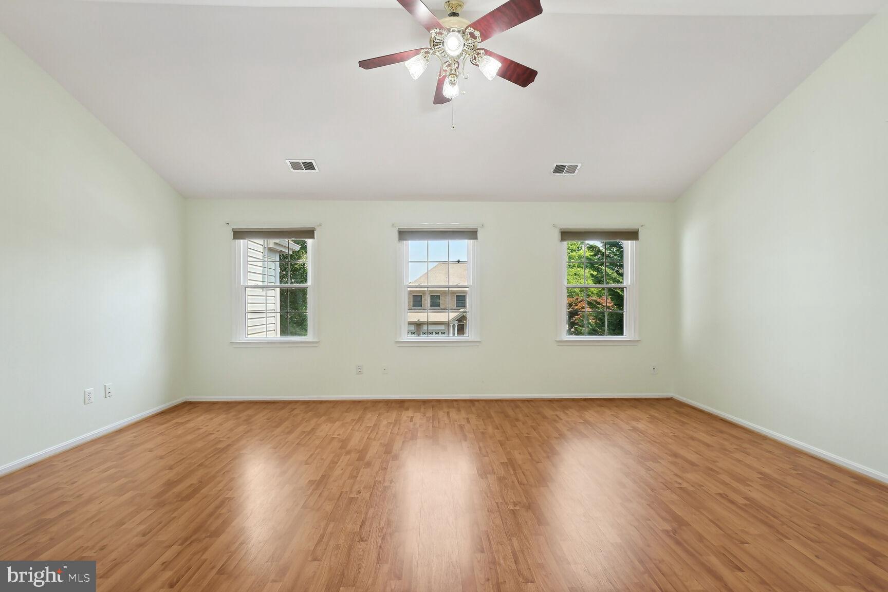 3512 ARMFIELD FARM DRIVE