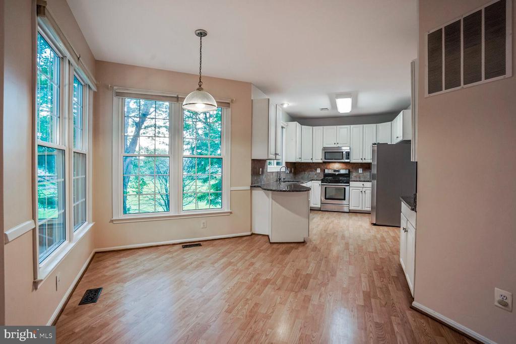 3512 ARMFIELD FARM DRIVE