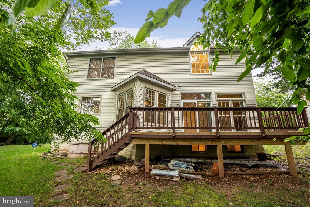 3512 ARMFIELD FARM DRIVE