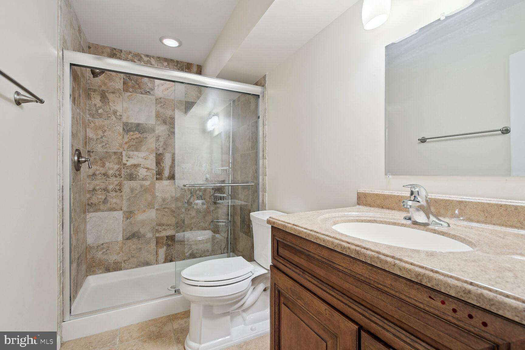 3512 ARMFIELD FARM DRIVE