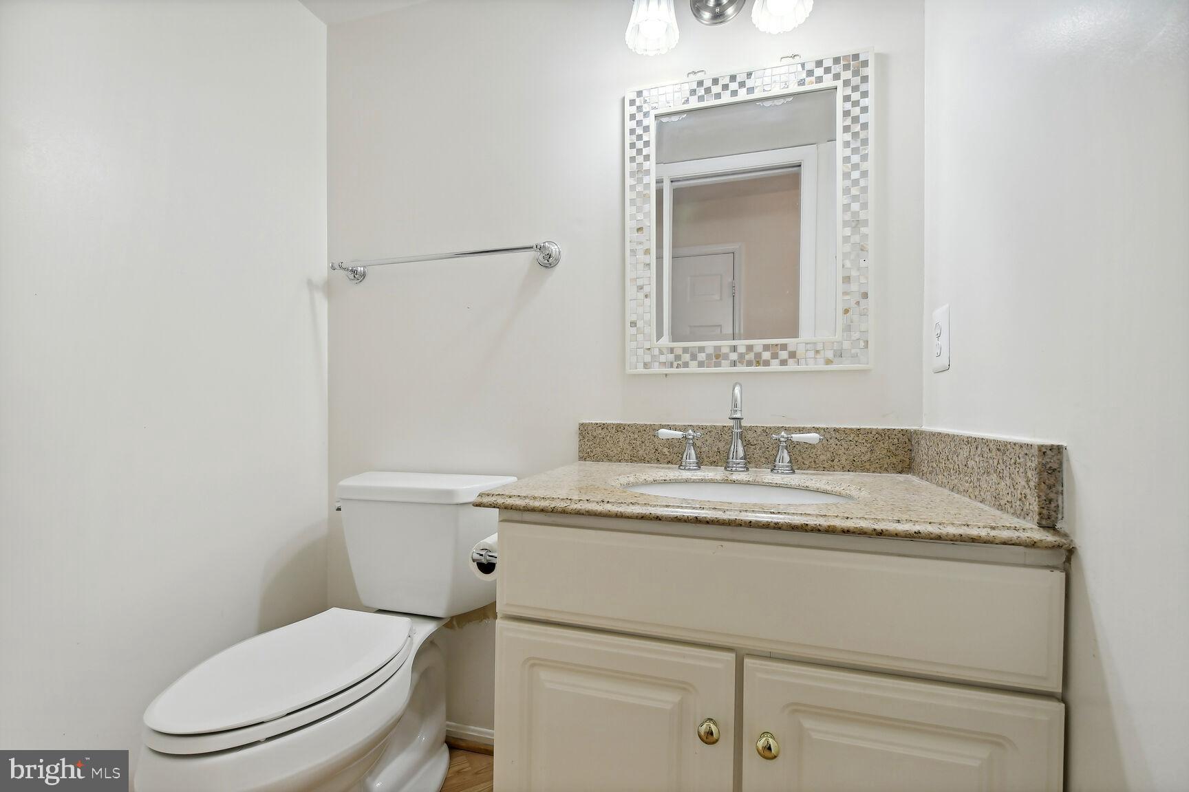 3512 ARMFIELD FARM DRIVE