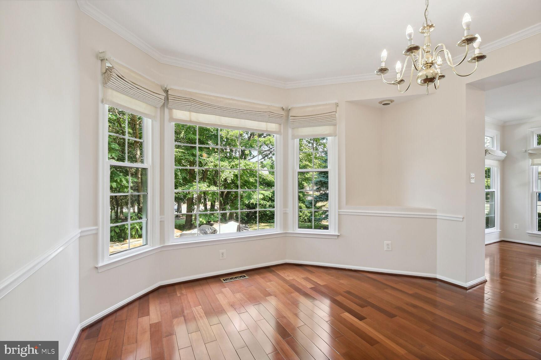 3512 ARMFIELD FARM DRIVE