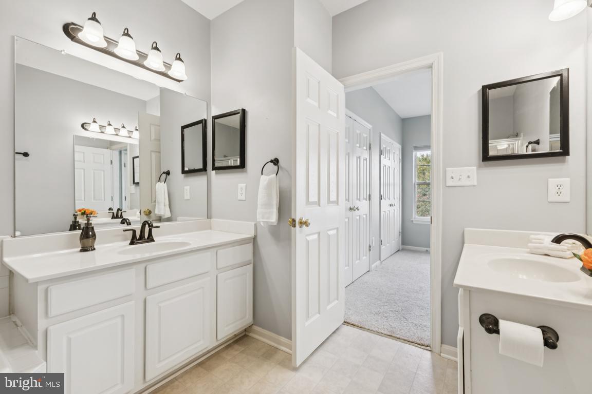 5332 CHIEFTAIN CIRCLE