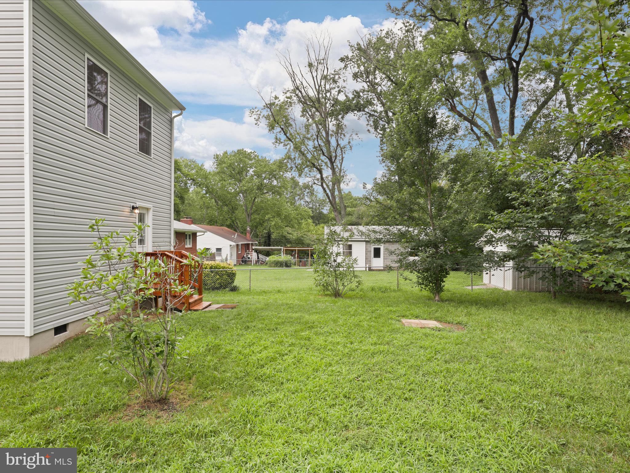 8509 ENGLESIDE STREET