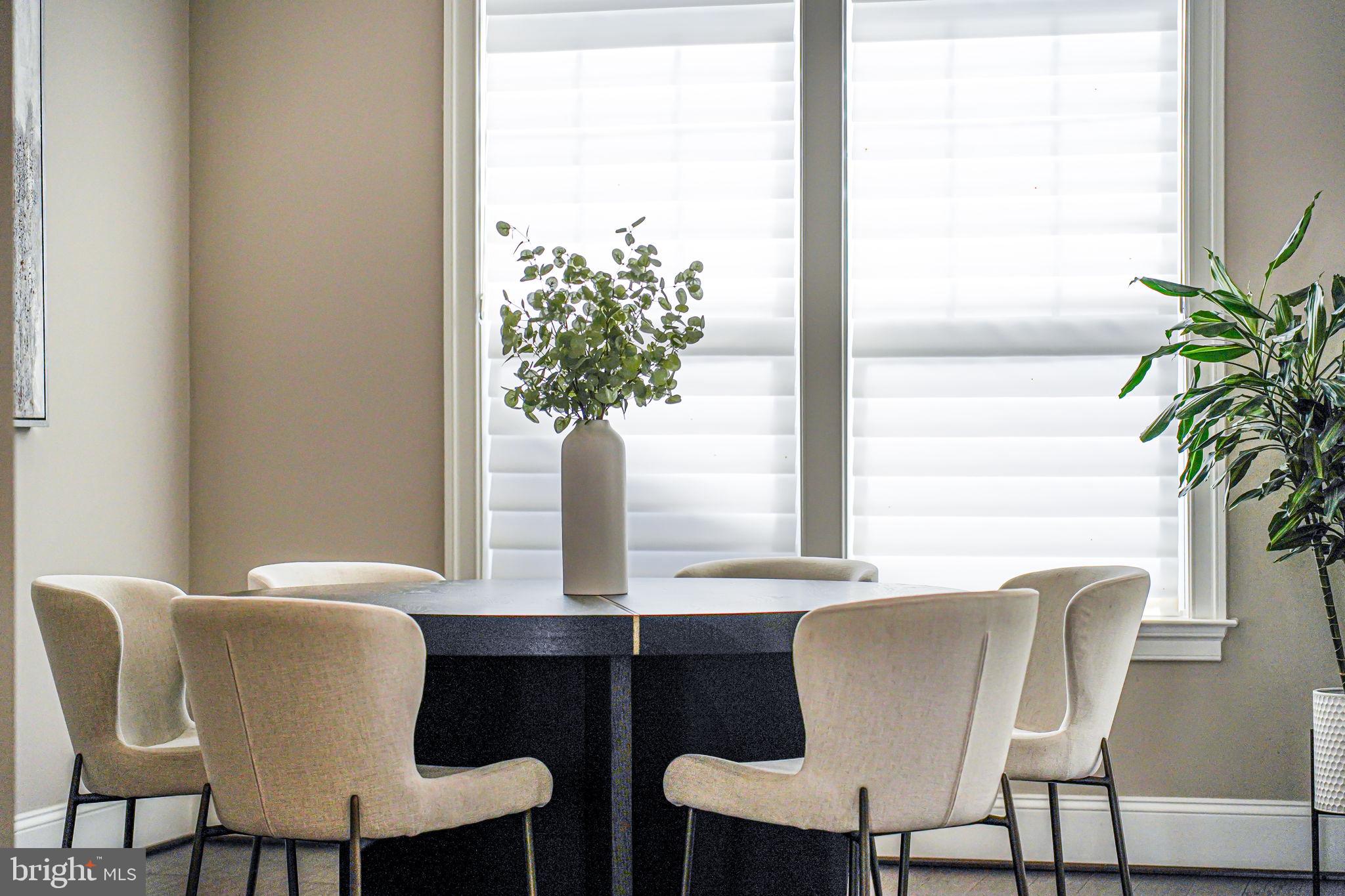 6513 MANOR RIDGE COURT