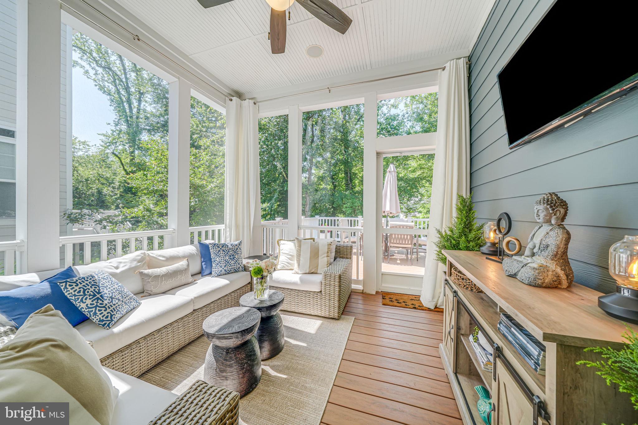 6513 MANOR RIDGE COURT