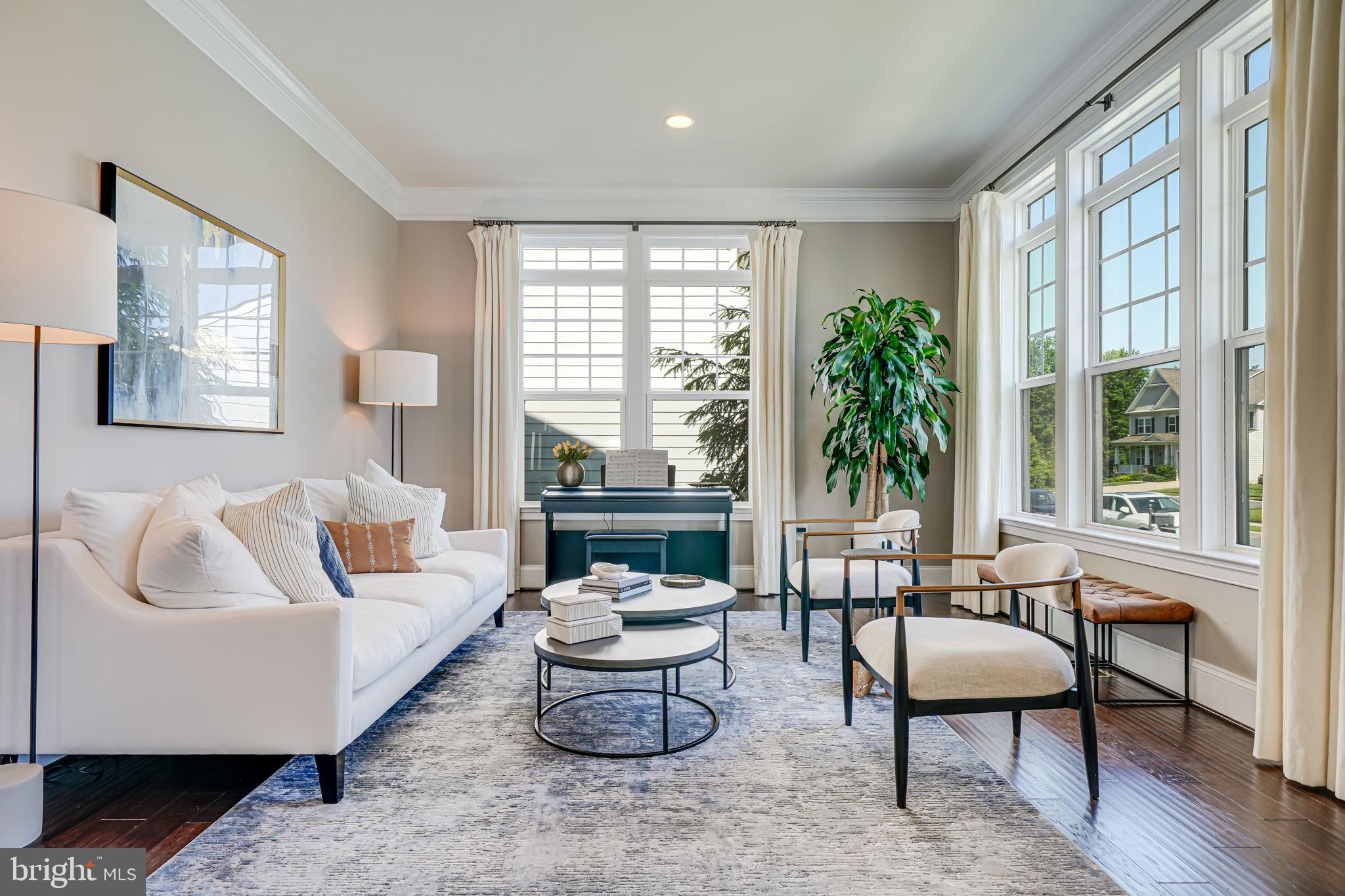 6513 MANOR RIDGE COURT