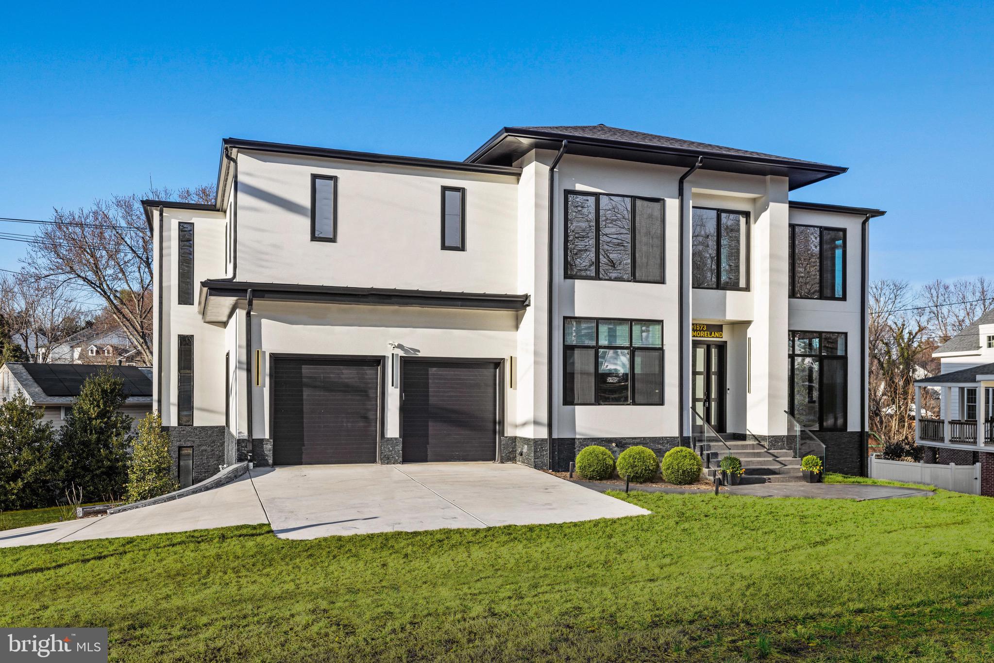 1573 WESTMORELAND STREET