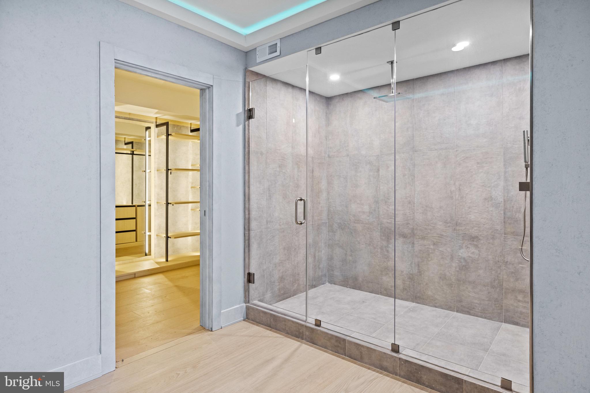 1573 WESTMORELAND STREET