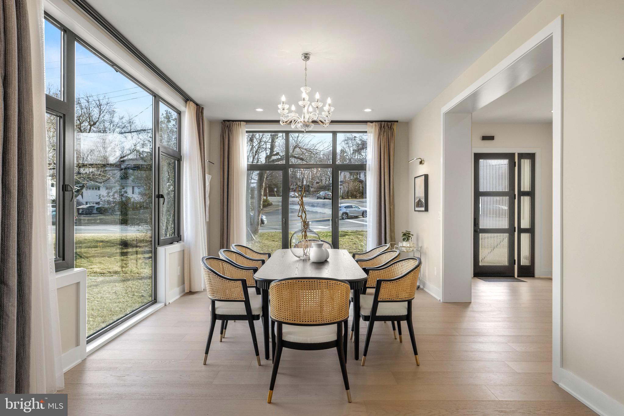 1573 WESTMORELAND STREET