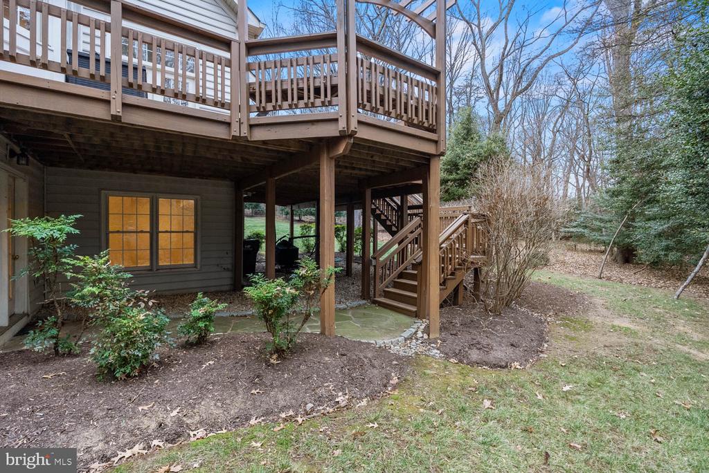 1050 NORTHFALLS COURT