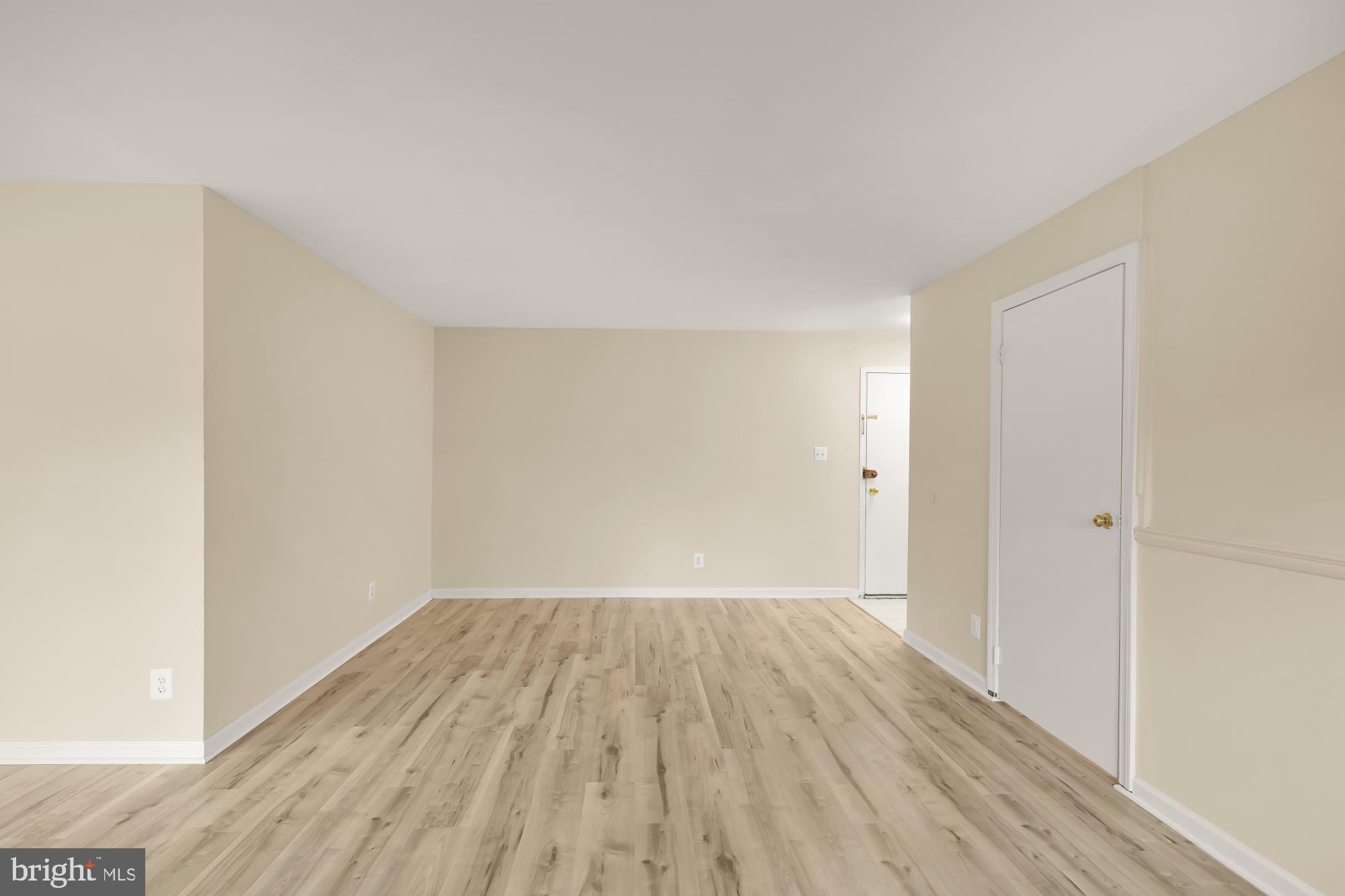 2911 CHARING CROSS ROAD 16