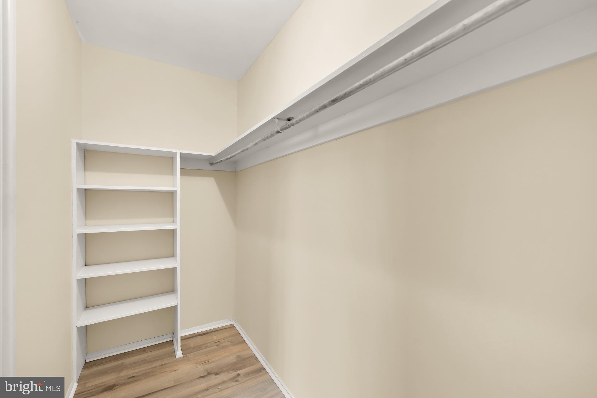 2911 CHARING CROSS ROAD 16