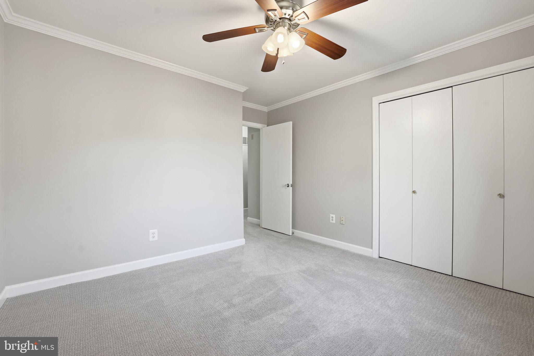 1528 GOLDENRAIN COURT