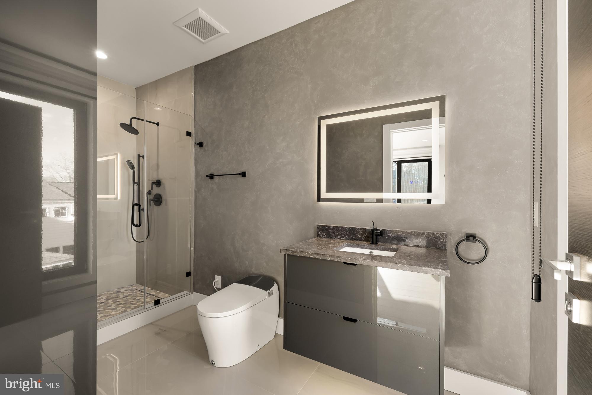 1573 WESTMORELAND STREET