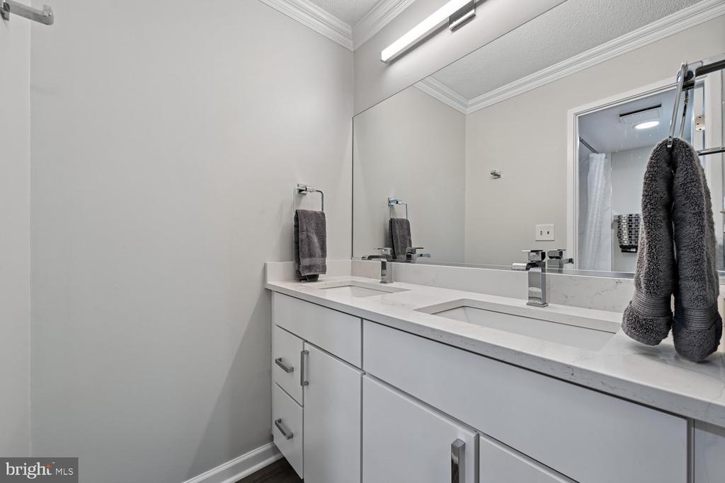 8360 GREENSBORO DRIVE 1010