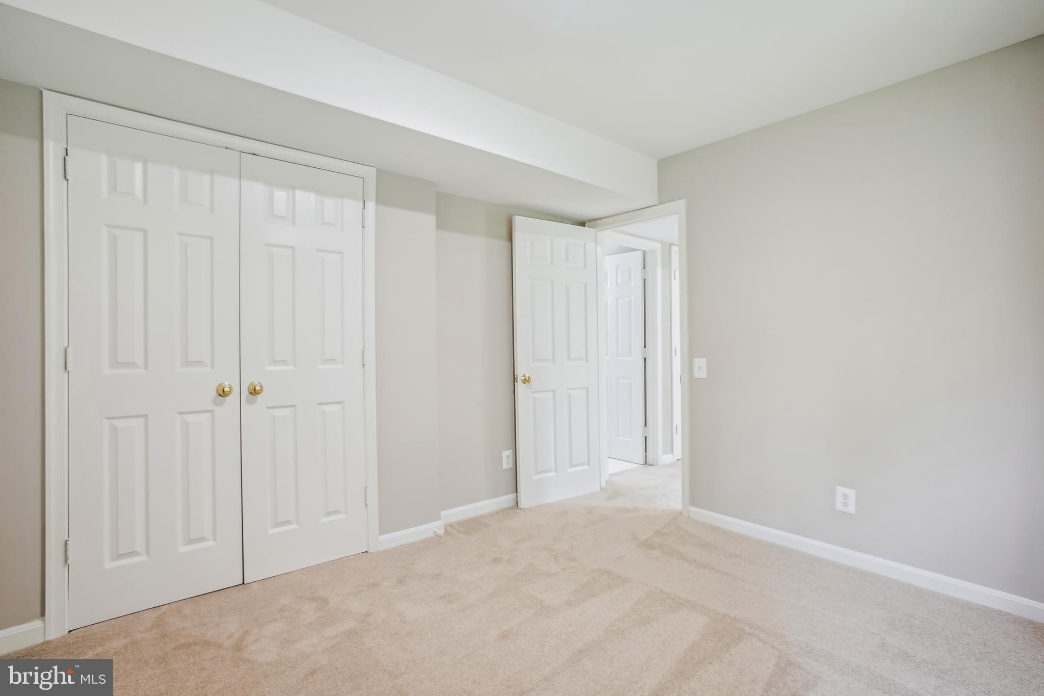21741 Regents Park Cir