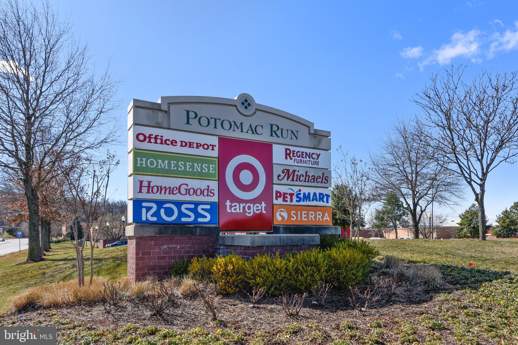 21741 Regents Park Cir