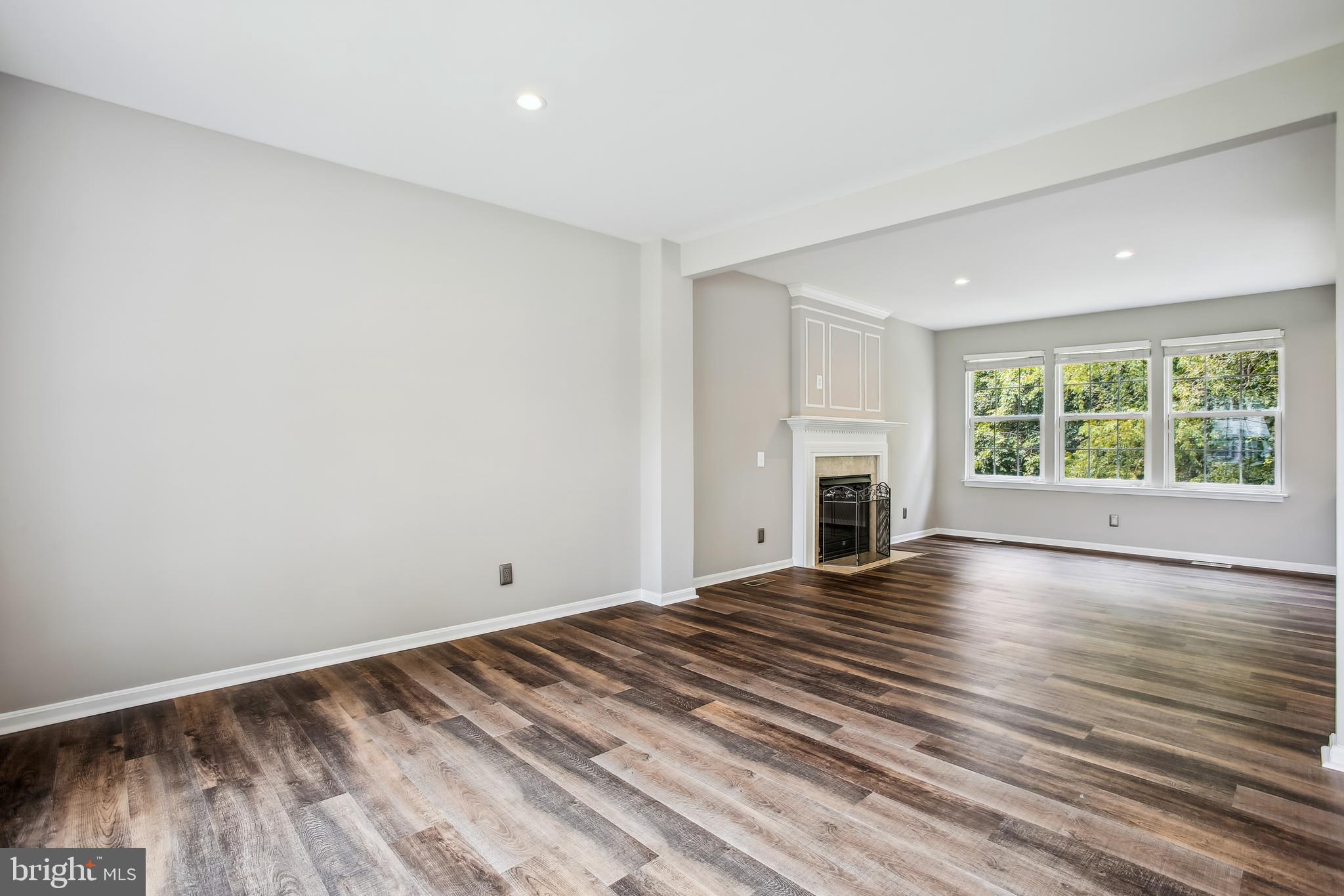 21741 Regents Park Cir