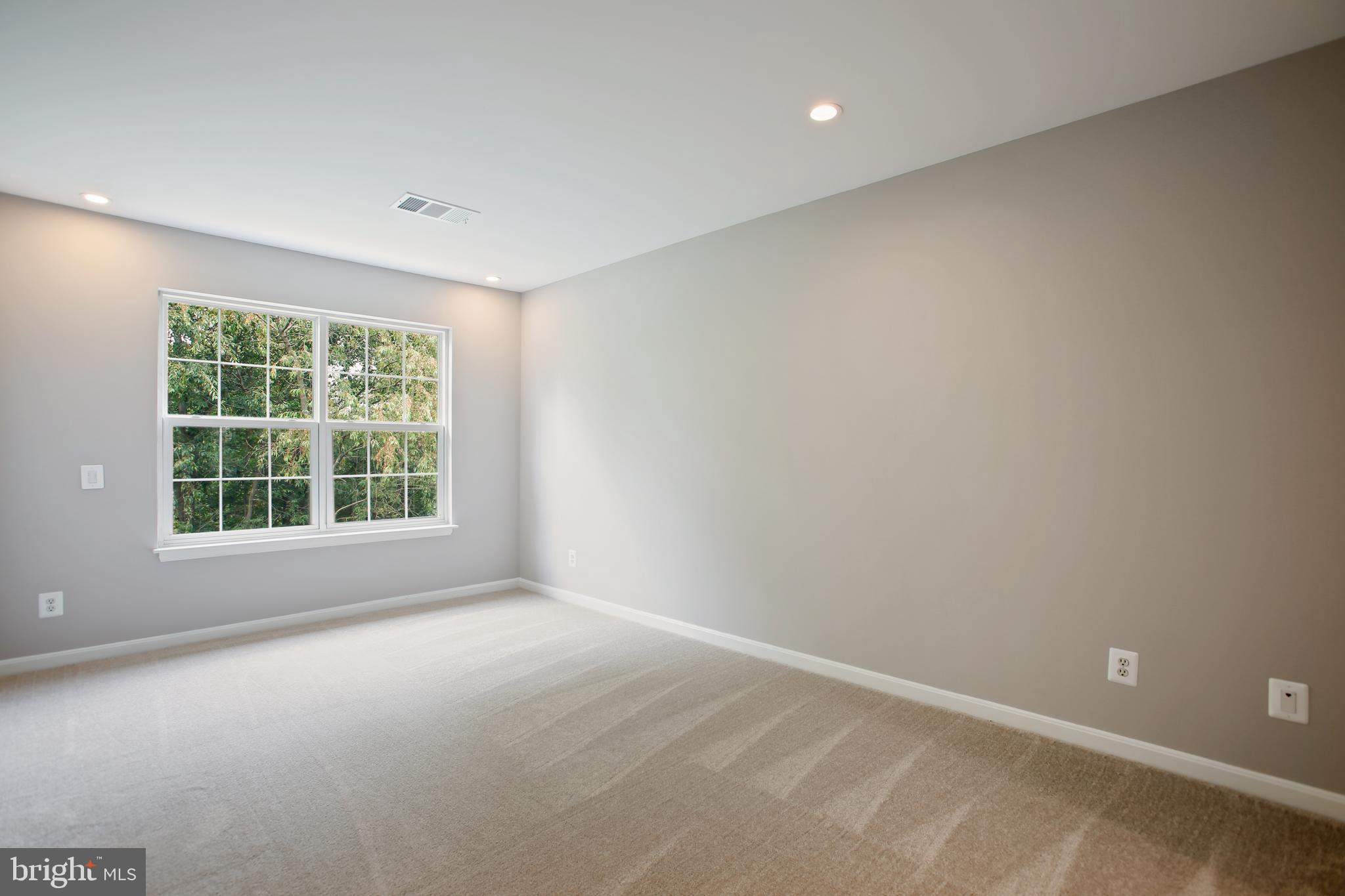 21741 Regents Park Cir