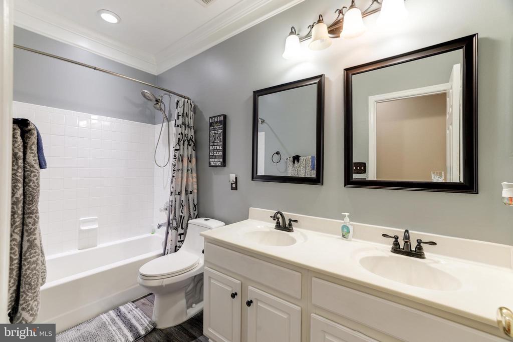 10107 Orland Stone Dr