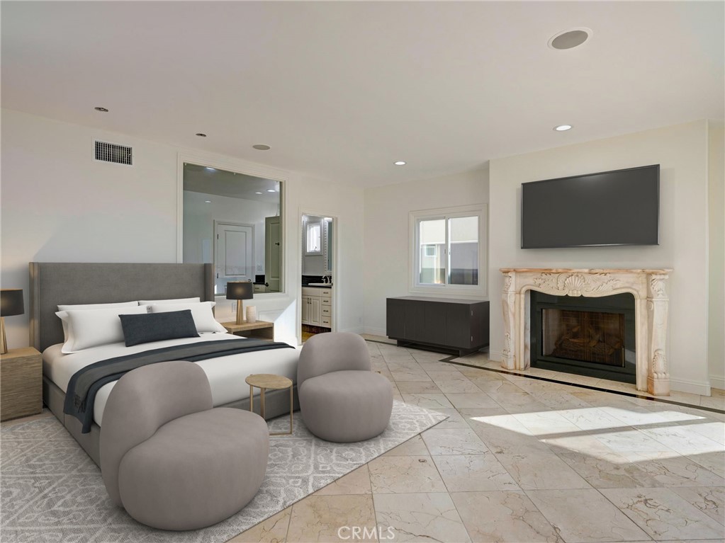 4312 The Strand